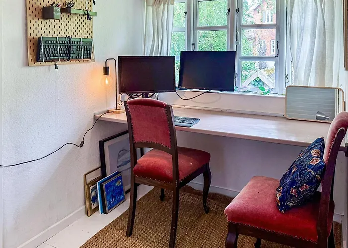 Ferienhaus Four-bedroom In Tranekar *