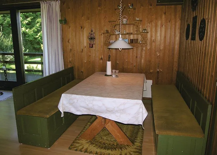 Ferienhaus Four-bedroom In Tranekar *