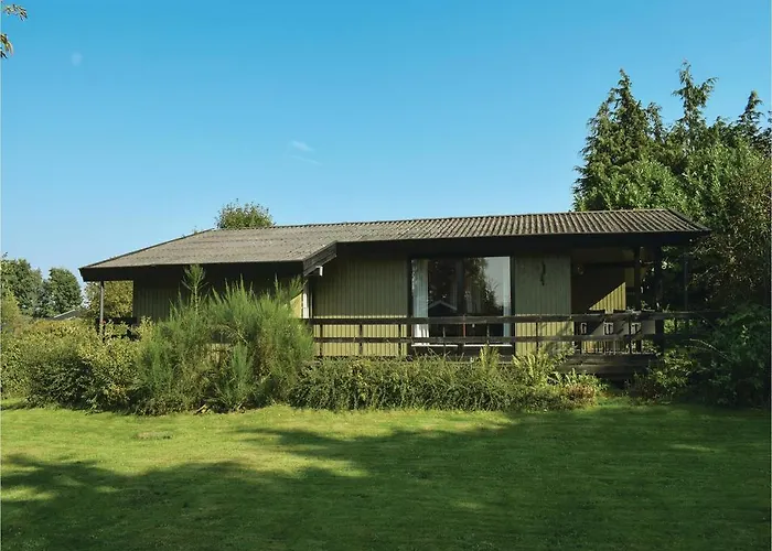 Ferienhaus Four-bedroom In Tranekar Tranekær
